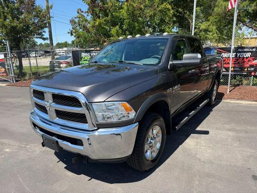 Granite Crystal Metallic Clearcoat 2018 RAM 2500 Tradesman Crew Cab 4x4 6'4' Box