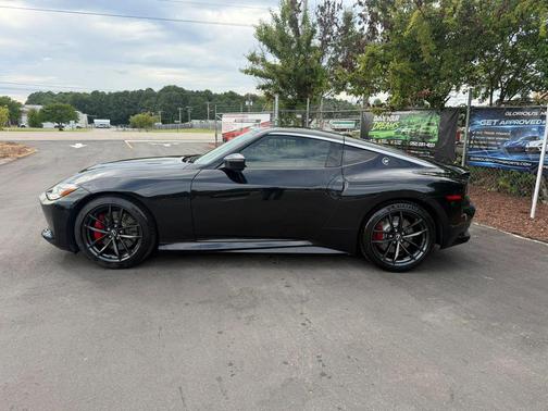 Black Diamond Pearl 2023 Nissan Z Performance Manual
