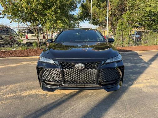 Midnight Black Metallic 2020 Toyota Avalon TRD