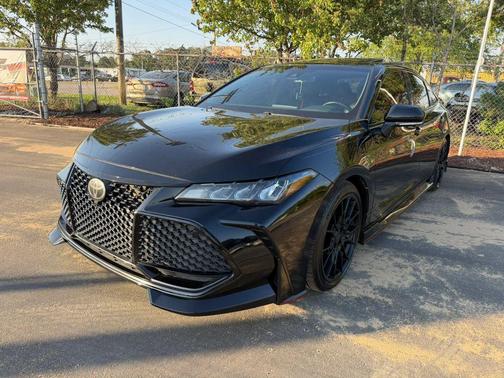Midnight Black Metallic 2020 Toyota Avalon TRD