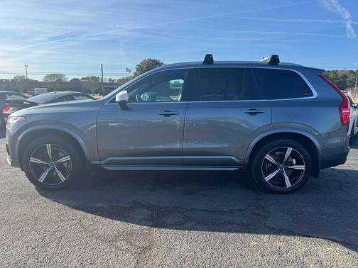 2017 Volvo XC90 T6 R-Design
