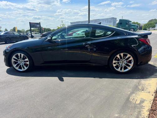 Black 2013 Hyundai Genesis Coupe 3.8 Track