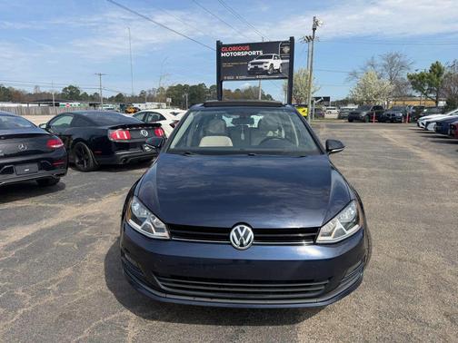 2016 Volkswagen Golf TSI SE 4-Door