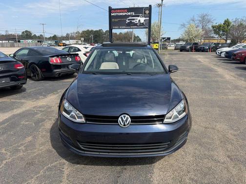 2016 Volkswagen Golf TSI SE 4-Door