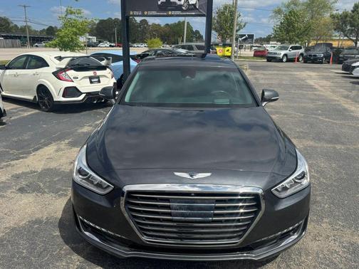 2018 Genesis G90 Premium