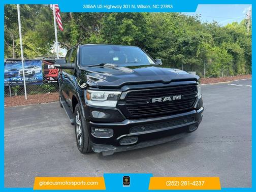 Diamond Black Crystal Pearlcoat 2019 RAM 1500 Laramie