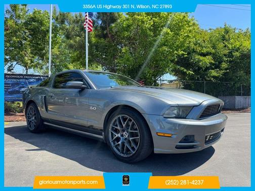 Black 2013 Ford Mustang GT Premium