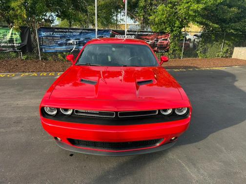 Torred Clearcoat 2022 Dodge Challenger SXT