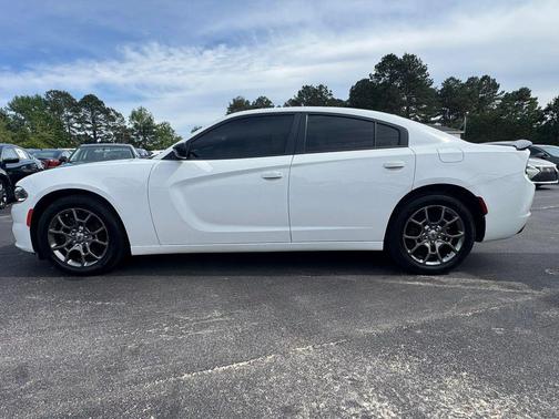 White Knuckle Clearcoat 2017 Dodge Charger SXT