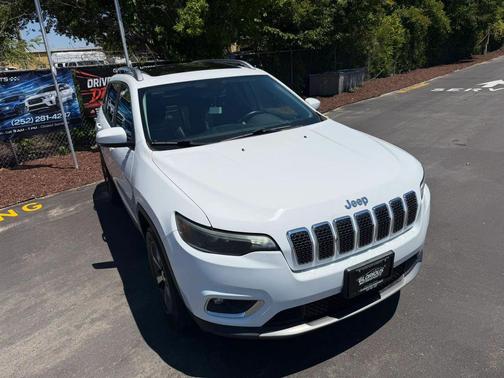 Bright White Clearcoat 2019 Jeep Cherokee Limited