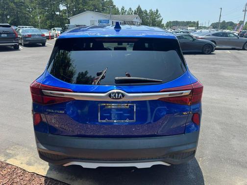 Neptune Blue 2021 Kia Seltos LX