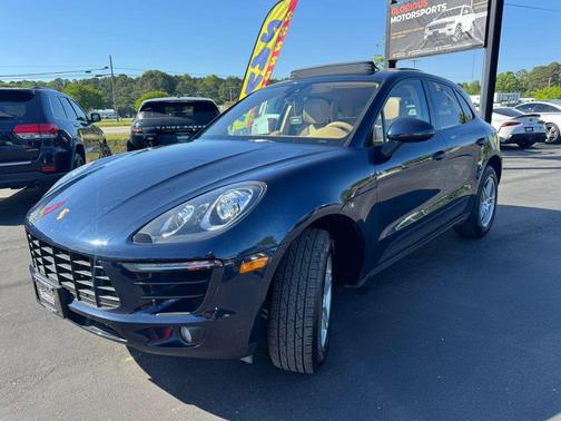 2017 Porsche Macan Macan Sport Edition