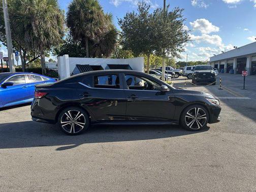 2020 Nissan Sentra SR
