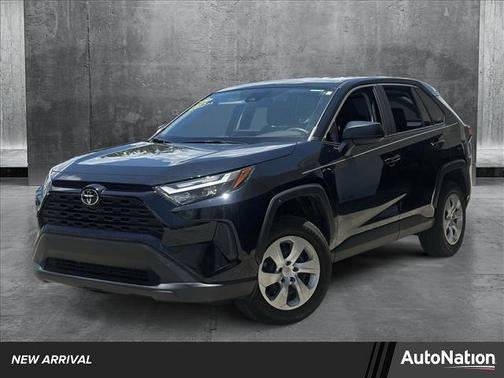 2023 Toyota RAV4 LE