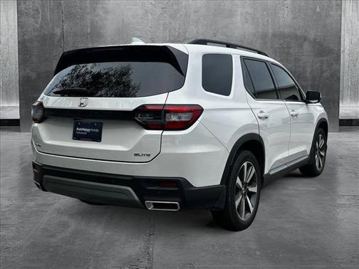 2025 Honda Pilot Elite