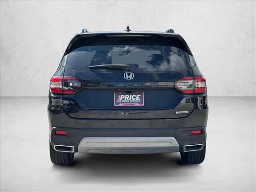 2024 Honda Pilot Touring 8-Passenger