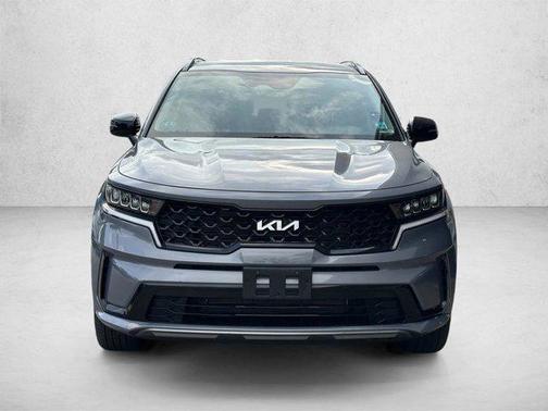 Everlasting Silver 2023 Kia Sorento S