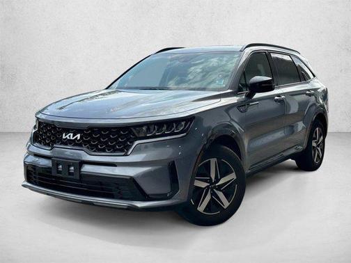 Everlasting Silver 2023 Kia Sorento S