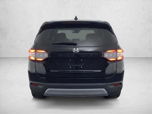 Crystal Black Pearl 2023 Honda Pilot 2WD EX-L 7 Passenger