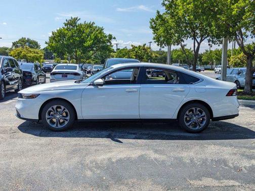2025 Honda Accord LX 1.5T