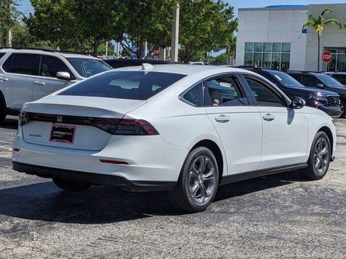 2025 Honda Accord LX 1.5T