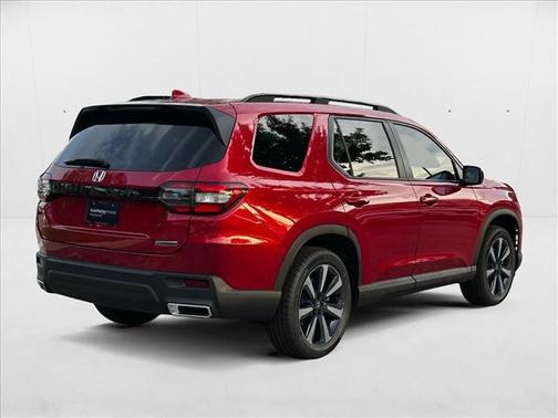 2025 Honda Pilot Touring 8-Passenger