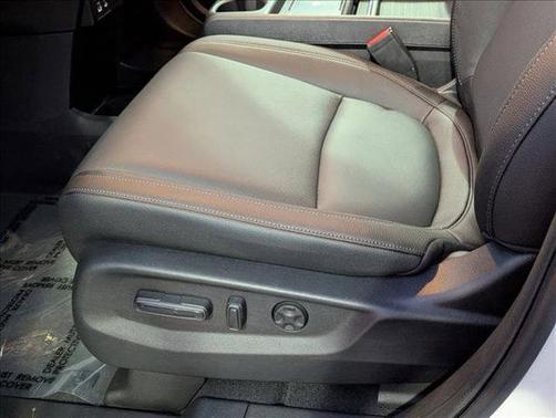 Platinum White Pearl 2026 Honda Odyssey EX-L