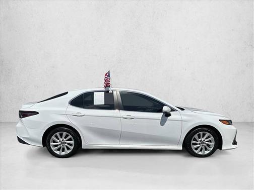 White 2022 Toyota Camry LE