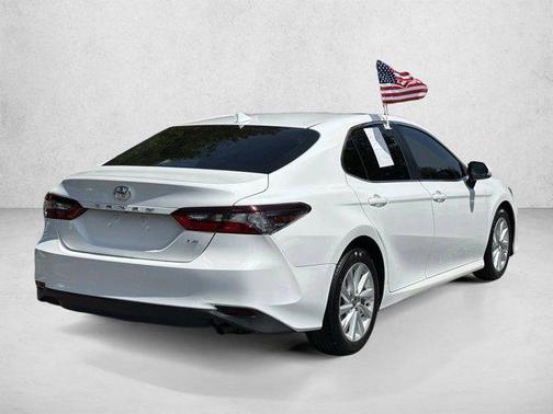 White 2022 Toyota Camry LE