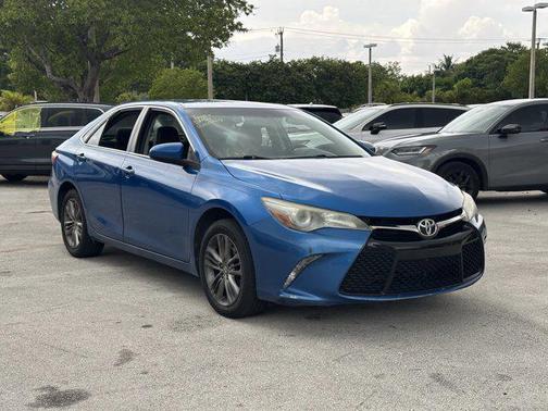 2017 Toyota Camry SE