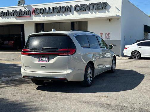 2021 Chrysler Pacifica Touring