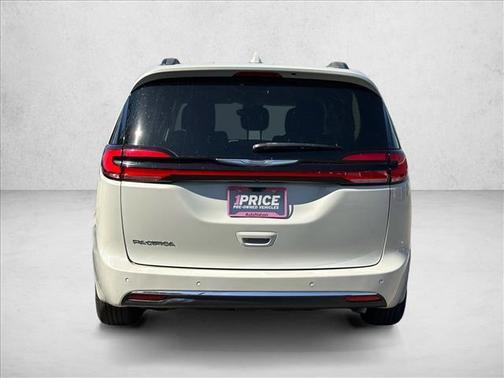 2021 Chrysler Pacifica Touring