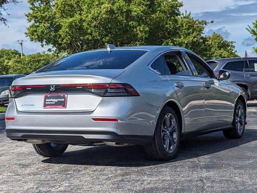 2025 Honda Accord LX 1.5T