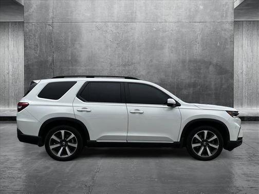 2023 Honda Pilot AWD Elite