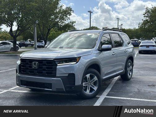 Solar Silver Metallic 2026 Honda Pilot EX-L