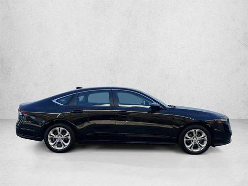 Crystal Black Pearl 2024 Honda Accord LX 1.5T