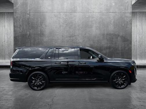 2022 Cadillac Escalade ESV Premium Luxury Platinum