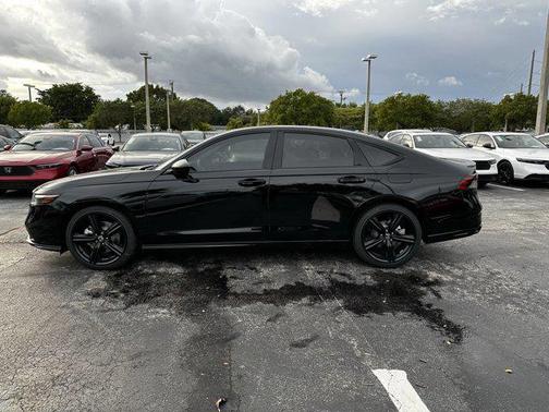 2025 Honda Accord Hybrid Base