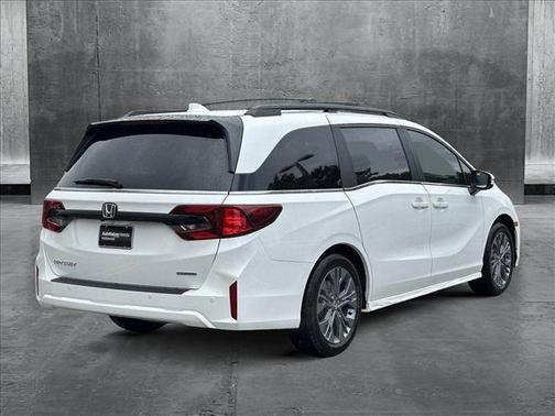 2025 Honda Odyssey Touring