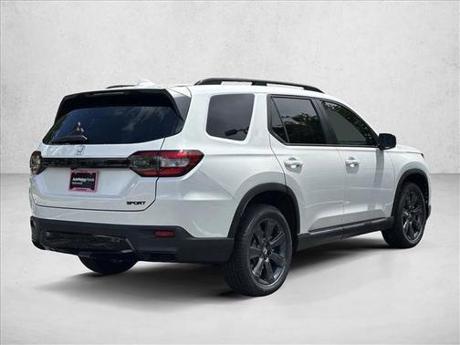 Platinum White Pearl 2026 Honda Pilot Sport