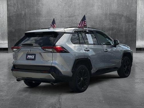 2023 Toyota RAV4 Hybrid SE