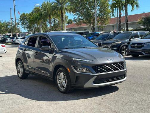 2023 Hyundai KONA SE