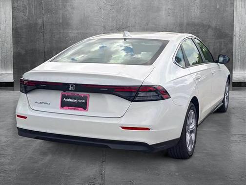 2025 Honda Accord LX 1.5T