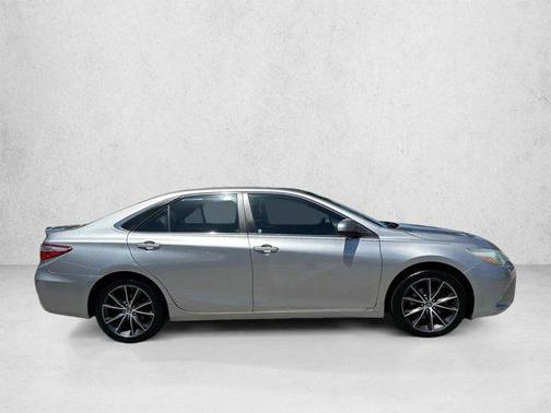 Celestial Silver Metallic 2016 Toyota Camry XSE