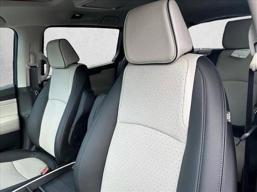 Modern Steel Metallic 2026 Honda Odyssey Elite