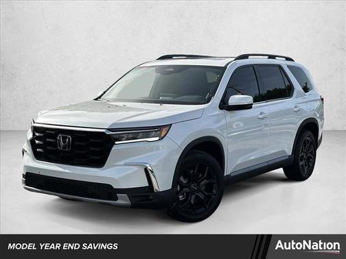 2025 Honda Pilot Touring 8-Passenger