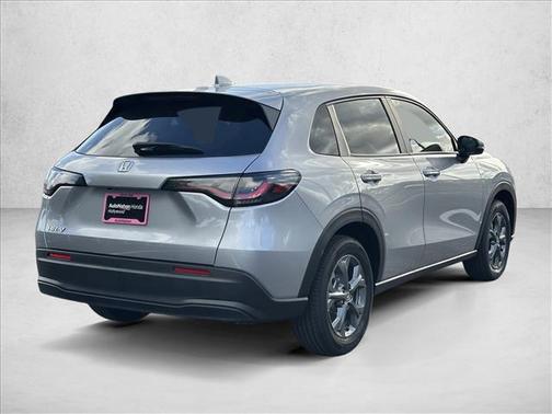 Solar Silver Metallic 2027 Honda HR-V LX