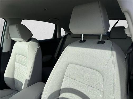 Solar Silver Metallic 2027 Honda HR-V LX
