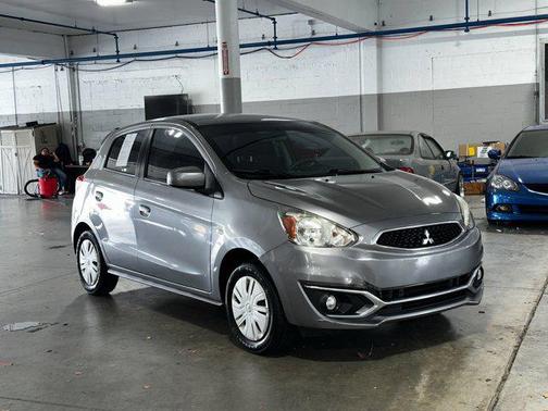 2017 Mitsubishi Mirage ES