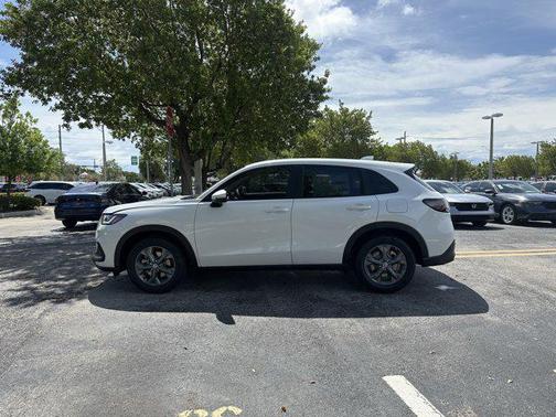 2026 Honda HR-V LX